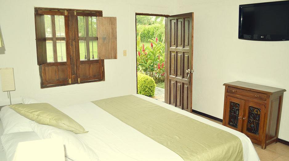 Hacienda El Eden Resort Santa Elena  Екстериор снимка